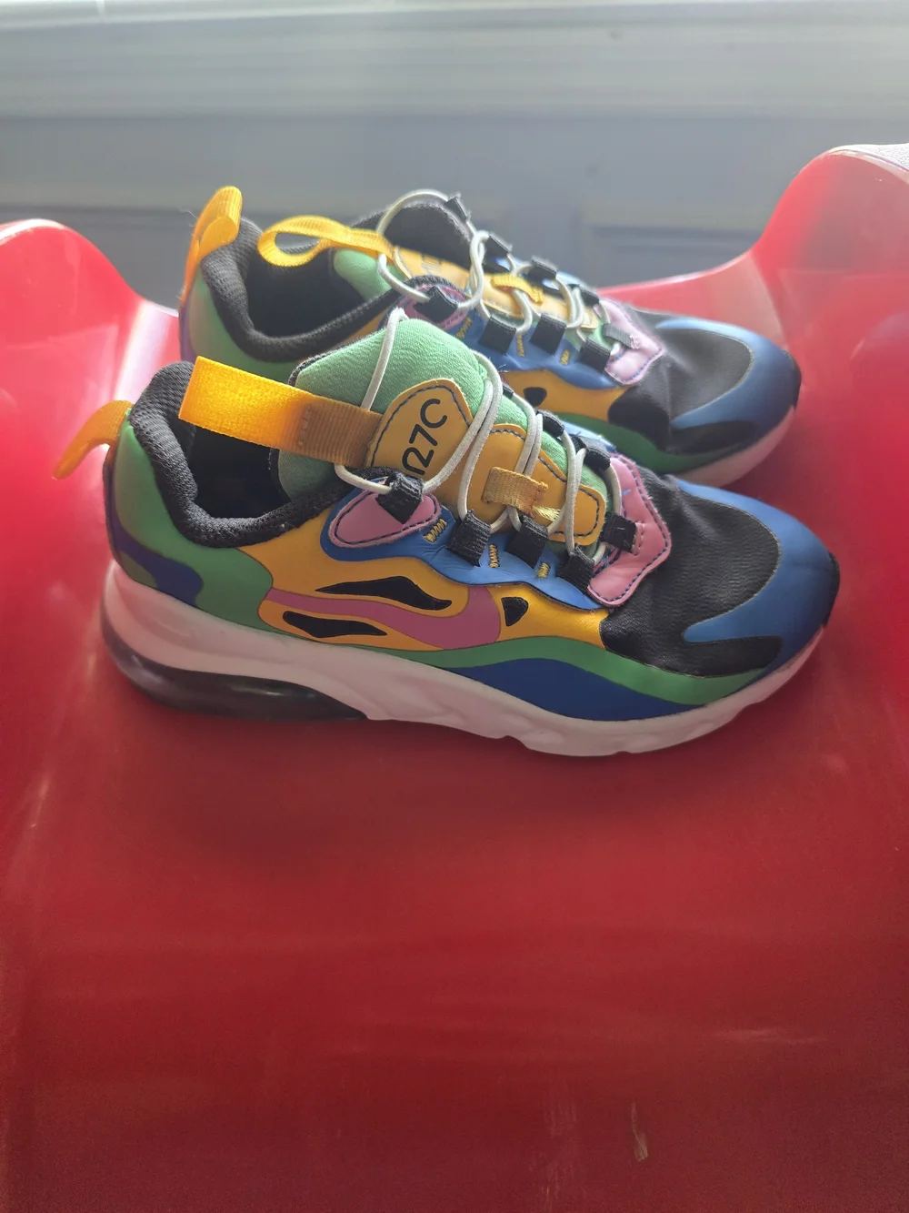 Nike Kids' Air270 Multicolor Athletic Shoes